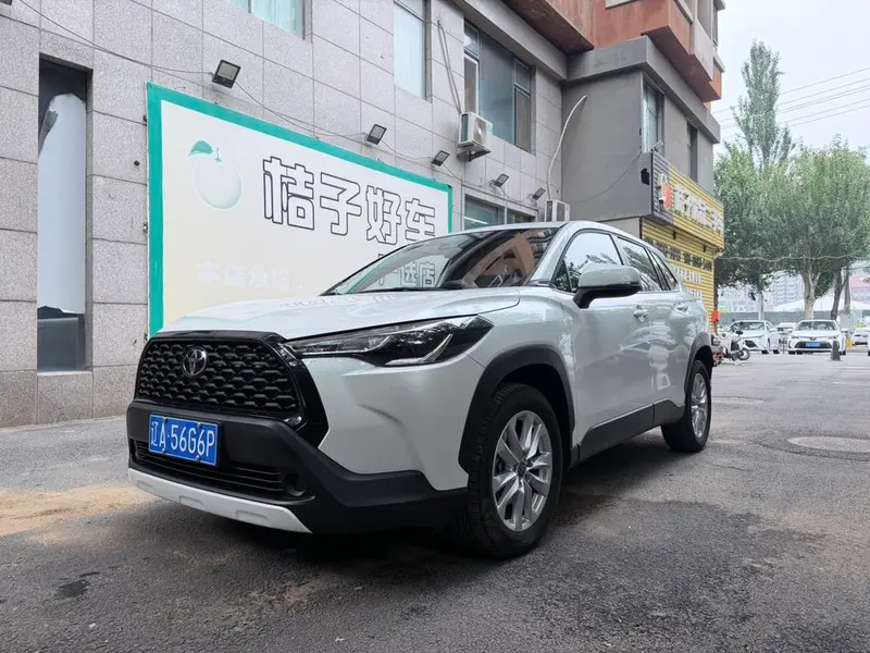 Toyota Corolla Cross 2.0L CVT Elite Edition, 2024 — фото 1