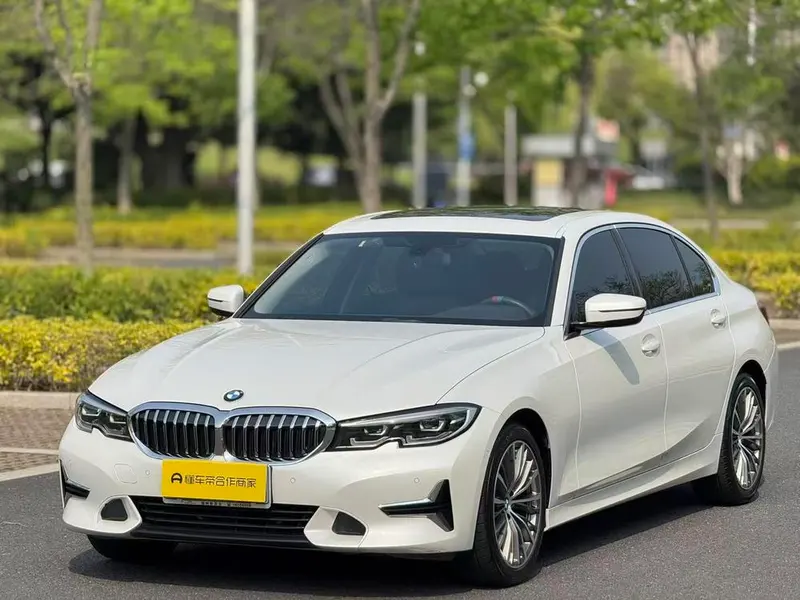 BMW 3-Series, 2020