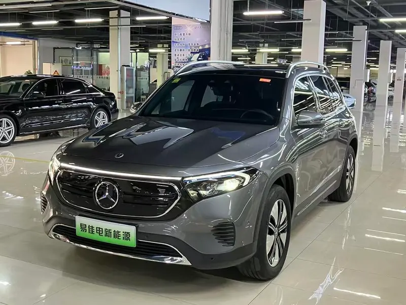 Mercedes-Benz EQB, 2023