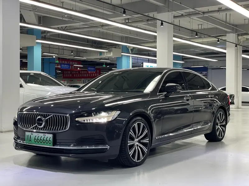 Volvo S90 PHEV рестайлинг T8 E驱 гибрид умный элегант Люкс, 2022 — фото 1