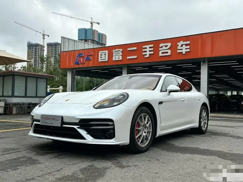 Porsche Panamera, 2014