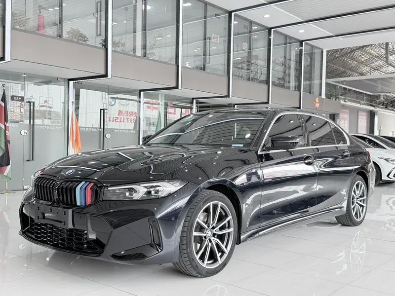 BMW 3-Series, 2023