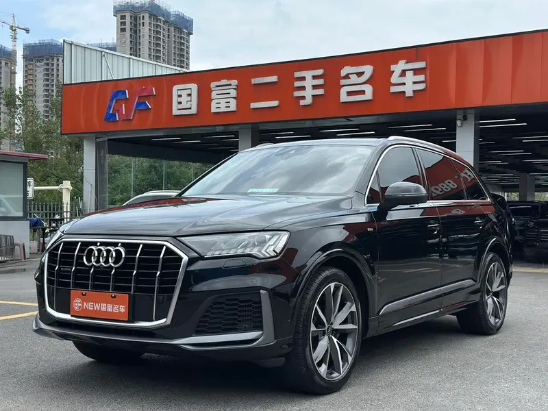 Audi Q7 55 TFSI quattro S line Sport Version, 2022 — фото 1