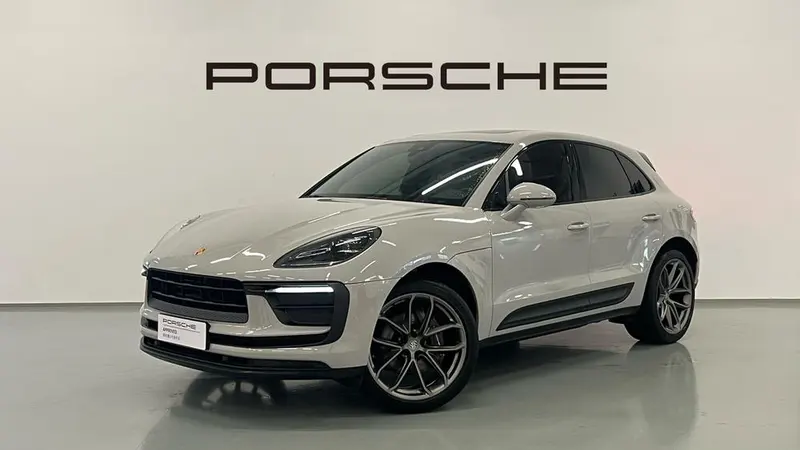 Porsche Macan, 2022