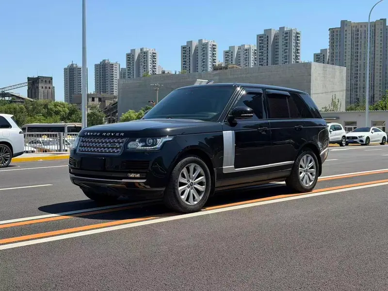 Land Rover Range Rover 3.0 V6 SC Vogue, 2014 — фото 1