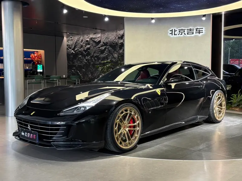 Ferrari GTC4Lusso, 2017