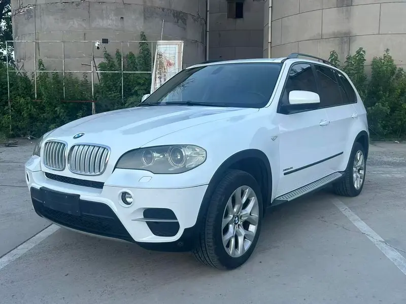 BMW X5 (Import), 2012