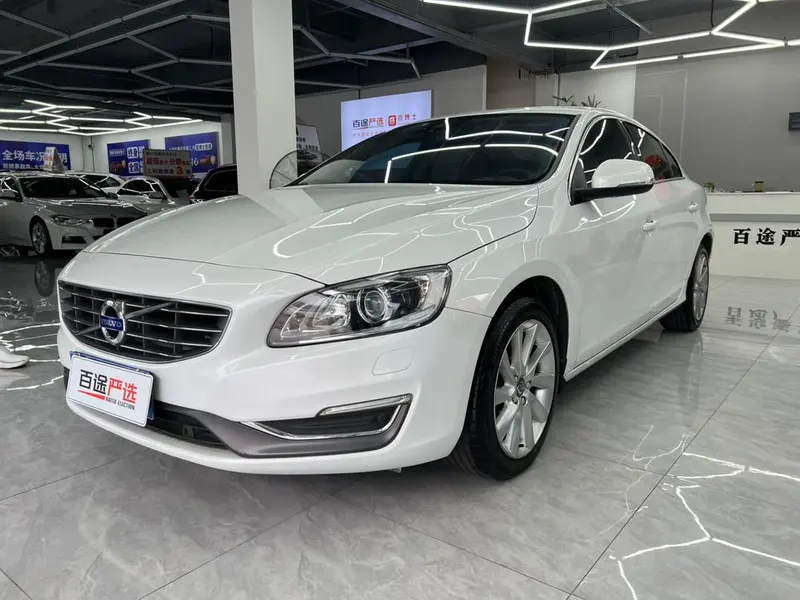 Volvo S60, 2015
