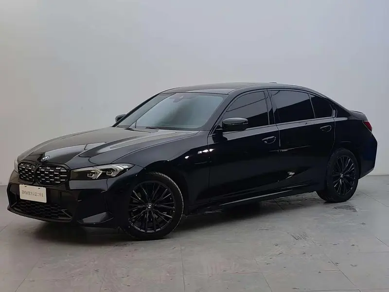 BMW 3-Series, 2023