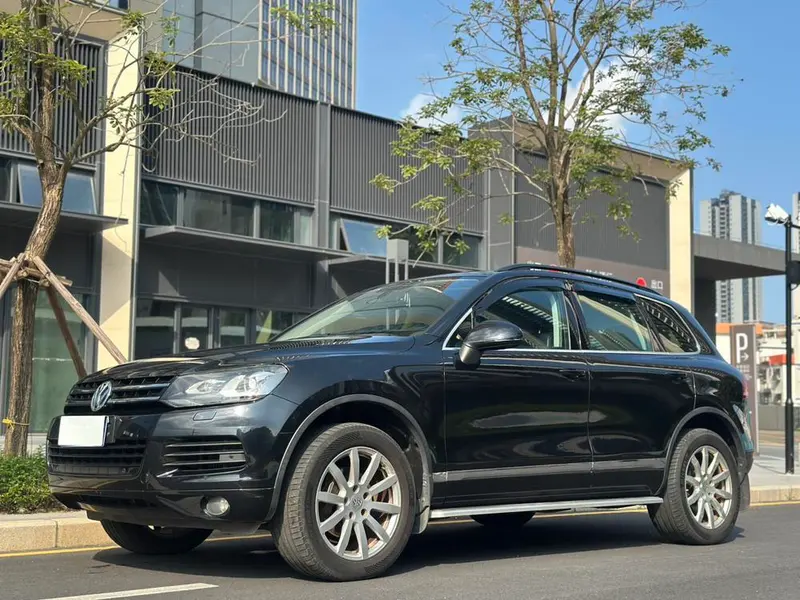 Volkswagen Touareg, 2011