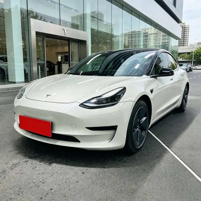 Tesla Model 3 Edition, 2022 — фото 1
