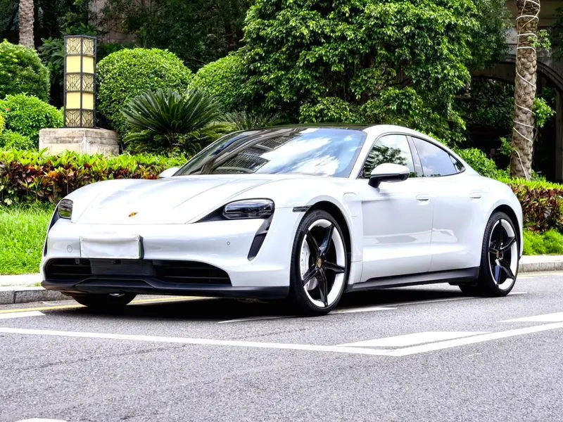 Porsche Taycan, 2019