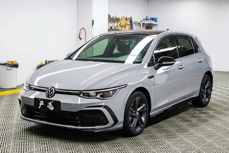 Volkswagen Golf 280TSI DSG R-Line Lite, 2023 — фото 1