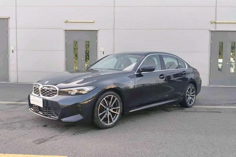 BMW 3-Series, 2025