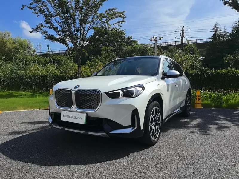 BMW iX1, 2023