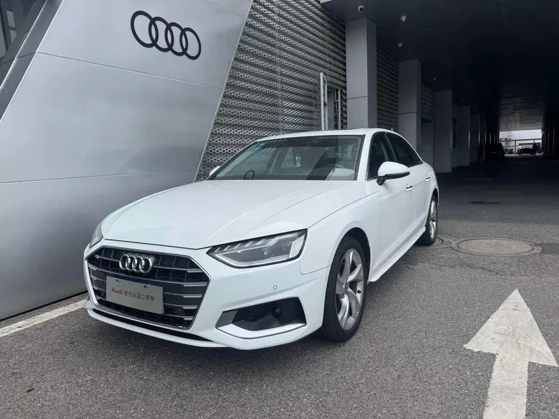 Audi A4L 40 TFSI Luxury Elite Version, 2020 — фото 1