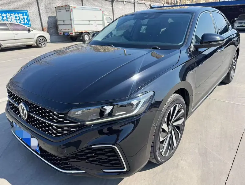Volkswagen Passat, 2022