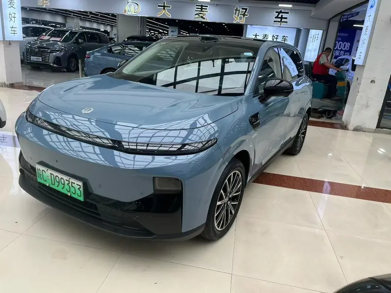 Leapmotor B10 510 Lidar Edition, 2025 — фото 1