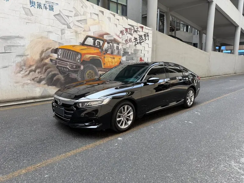 Honda Accord 260TURBO Luxury Edition, 2022 — фото 1