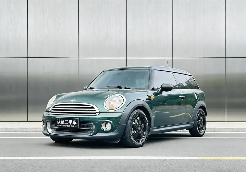 MINI CLUBMAN, 2011