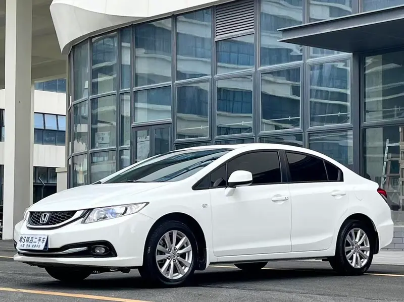 Honda Civic 1.8L Auto Comfort Edition, 2014 — фото 1