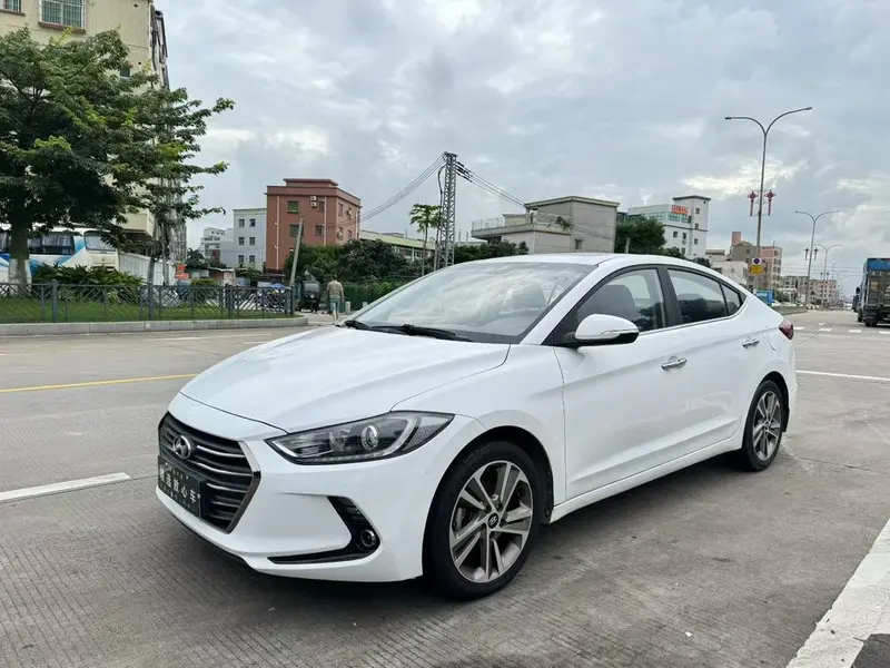 Hyundai Elantra Lingdong 1.6L Auto Stylish · Elite Version, 2016 — фото 1