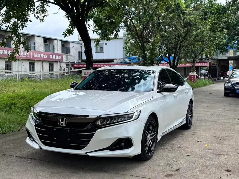 Honda Accord 260TURBO · Premium Edition, 2022 — фото 1