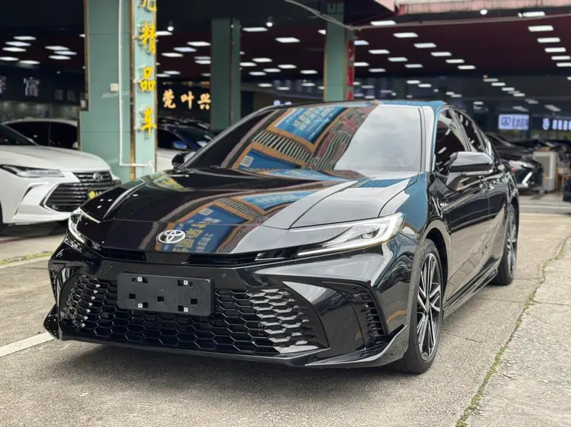 Toyota Camry, 2024