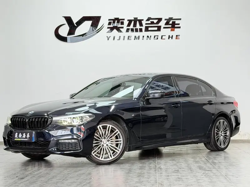 BMW 5-Series, 2019
