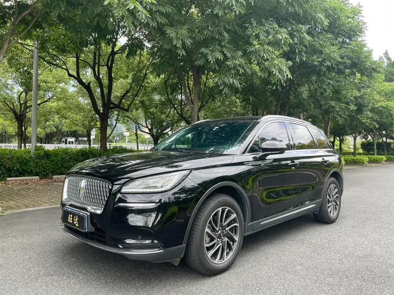 Lincoln Corsair, 2020
