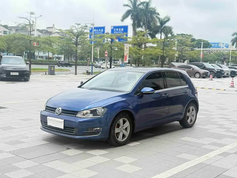 Volkswagen Golf 1.4TSI Auto Comfort Version, 2014 — фото 1