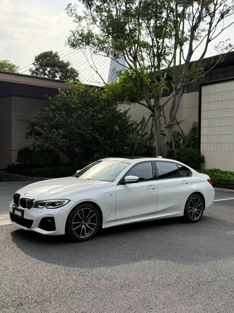 BMW 3-Series, 2020