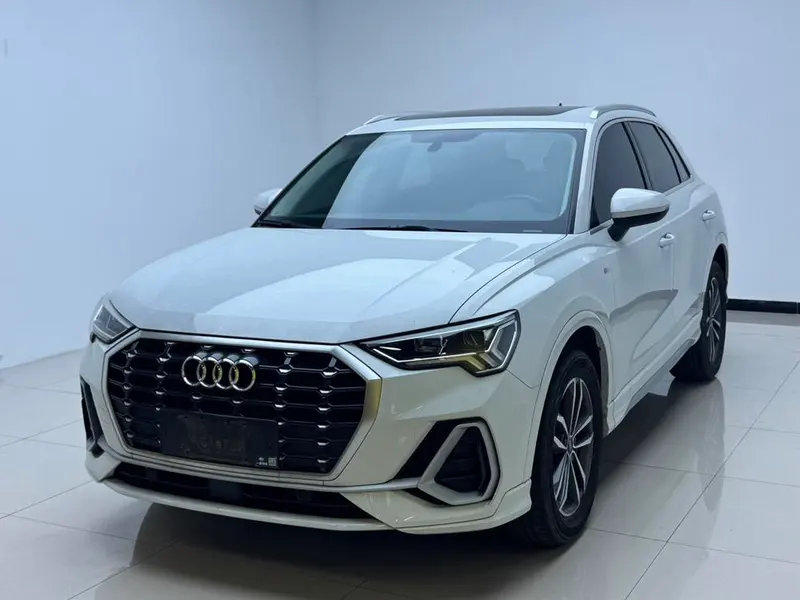 Audi Q3, 2022