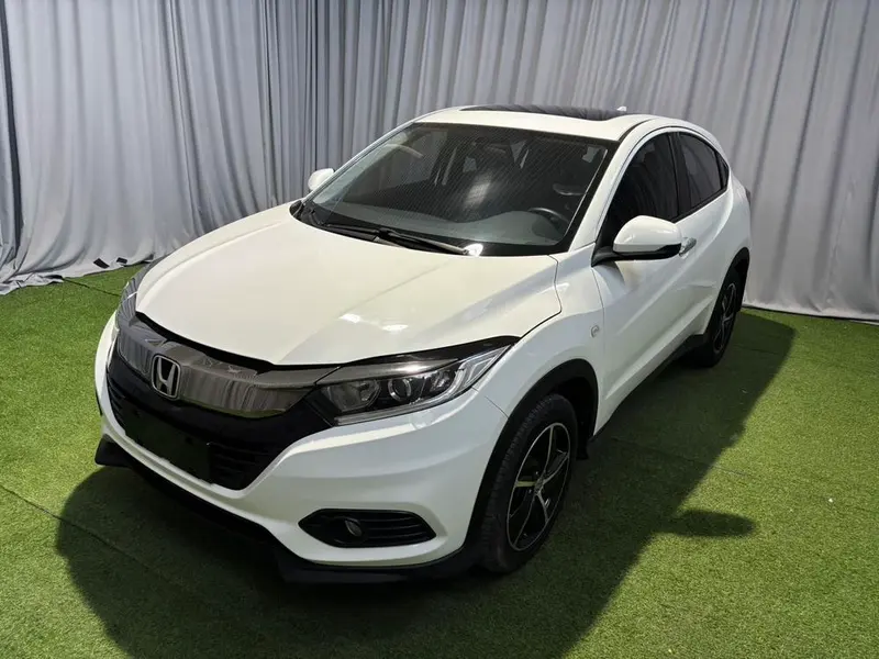 Honda Vezel 1.5L CVT Edition, 2020 — фото 1