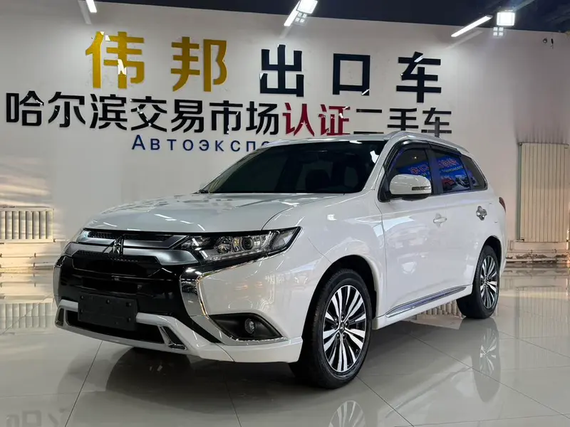 Mitsubishi Outlander, 2021