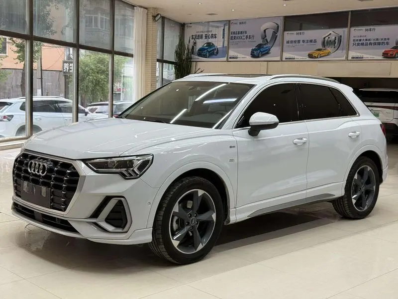 Audi Q3, 2023