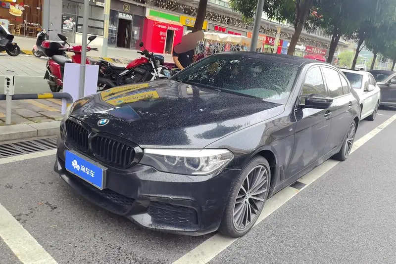 BMW 5-Series, 2019