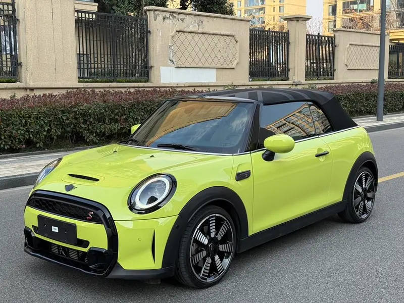 MINI MINI Facelift 2.0T COOPER S CABRIO Artist, 2023 — фото 1