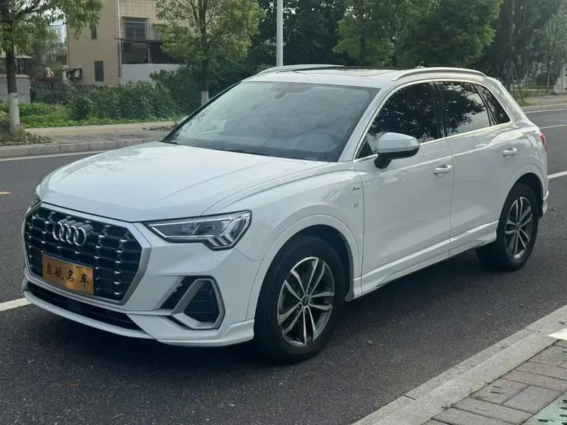 Audi Q3, 2023