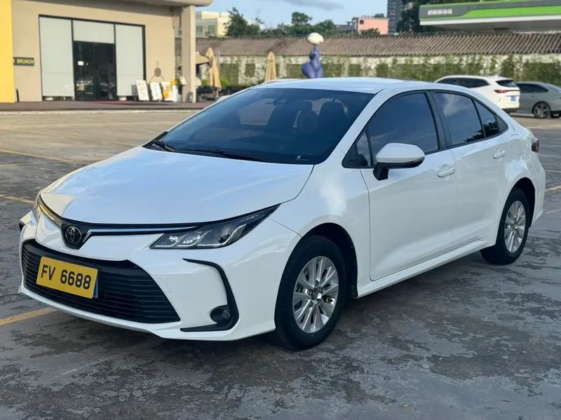 Toyota Corolla 1.2T S-CVT PLUS Edition, 2021 — фото 1