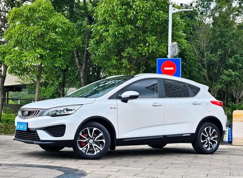Geely Emgrand GS Trendy Edition 1.4T Auto Style Smart Connected Version, 2018 — фото 1