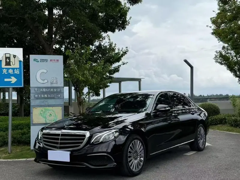 Mercedes-Benz E-Class, 2020