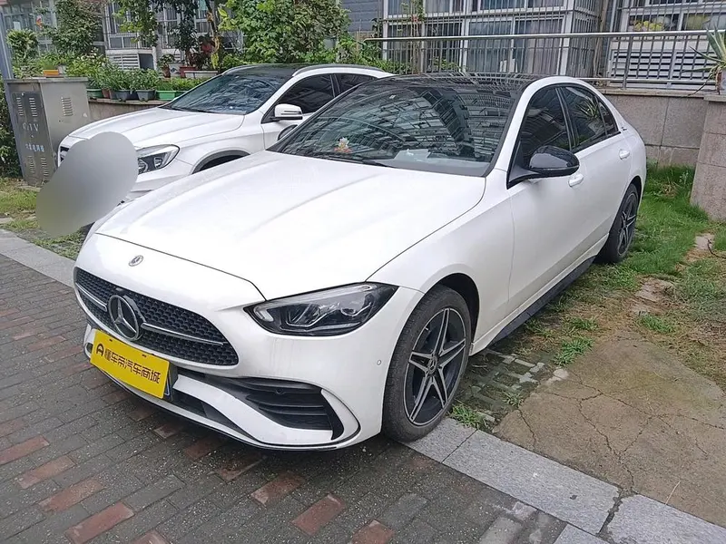 Mercedes-Benz C-Class, 2024