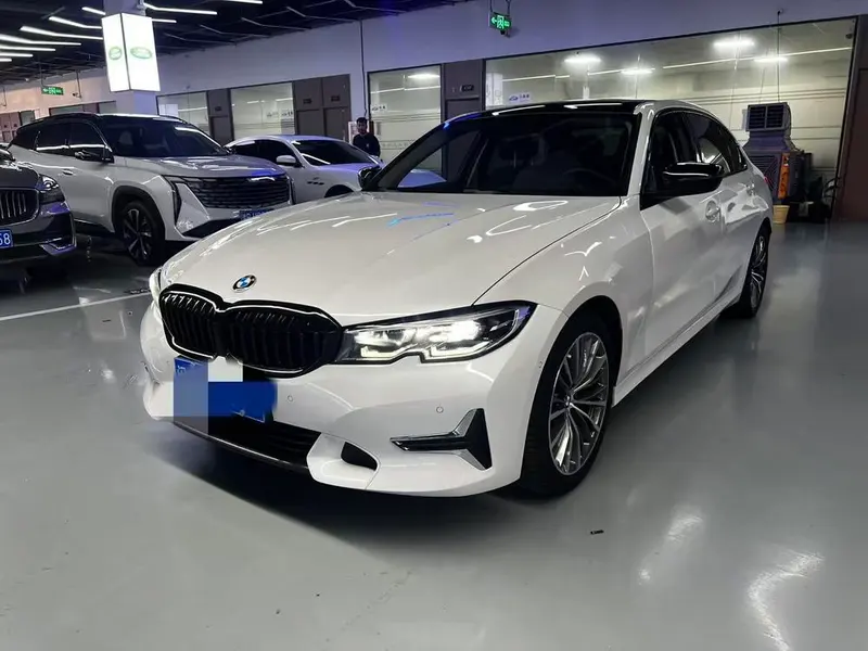 BMW 3-Series, 2020