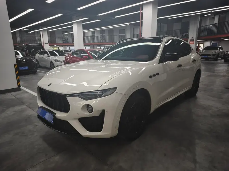 Maserati Levante 3.0T Levante, 2016 — фото 1