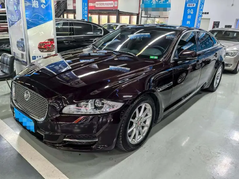 Jaguar XJ, 2014
