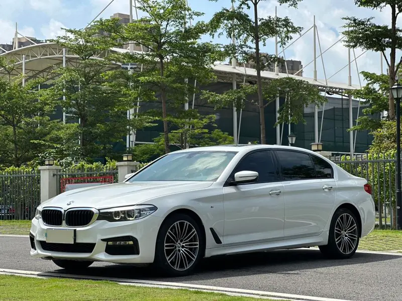 BMW 5-Series, 2018