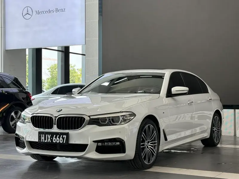 BMW 5-Series, 2018