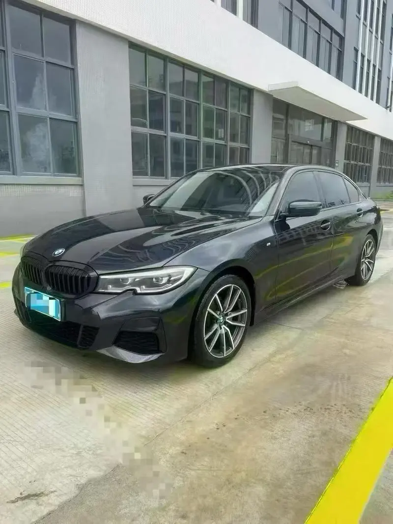 BMW 3-Series, 2021