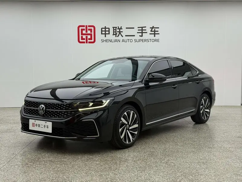 Volkswagen Passat, 2022